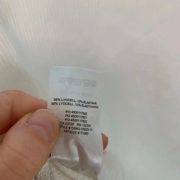 Sunday Best Aritzia White Ribbed Tank Top Bodysuit Size Small - Picture 3 of 6